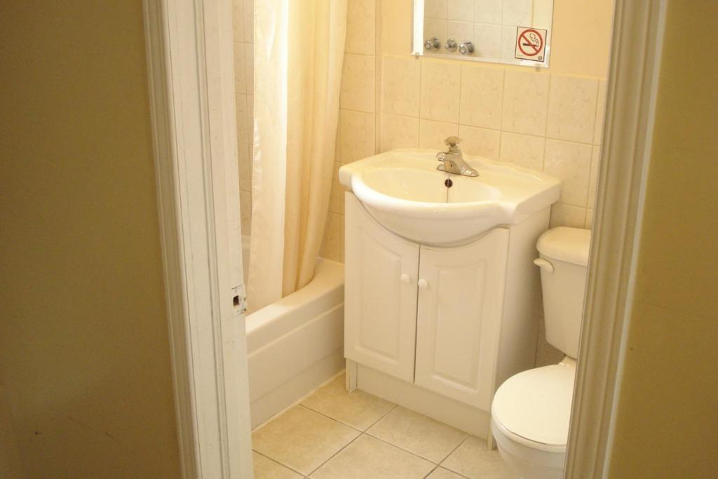 Eastcourt London Motel Zimmer foto